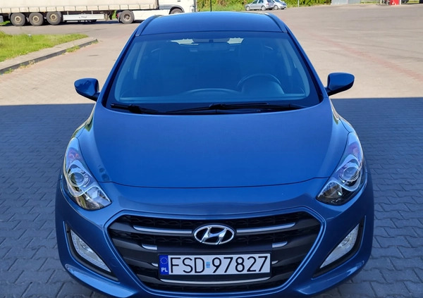 Hyundai I30 cena 39999 przebieg: 74338, rok produkcji 2015 z Drezdenko małe 781